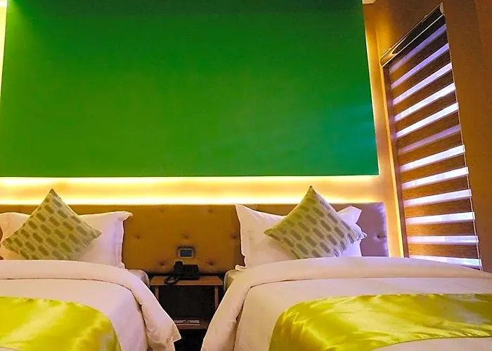 Hotel Vivien's 2*
